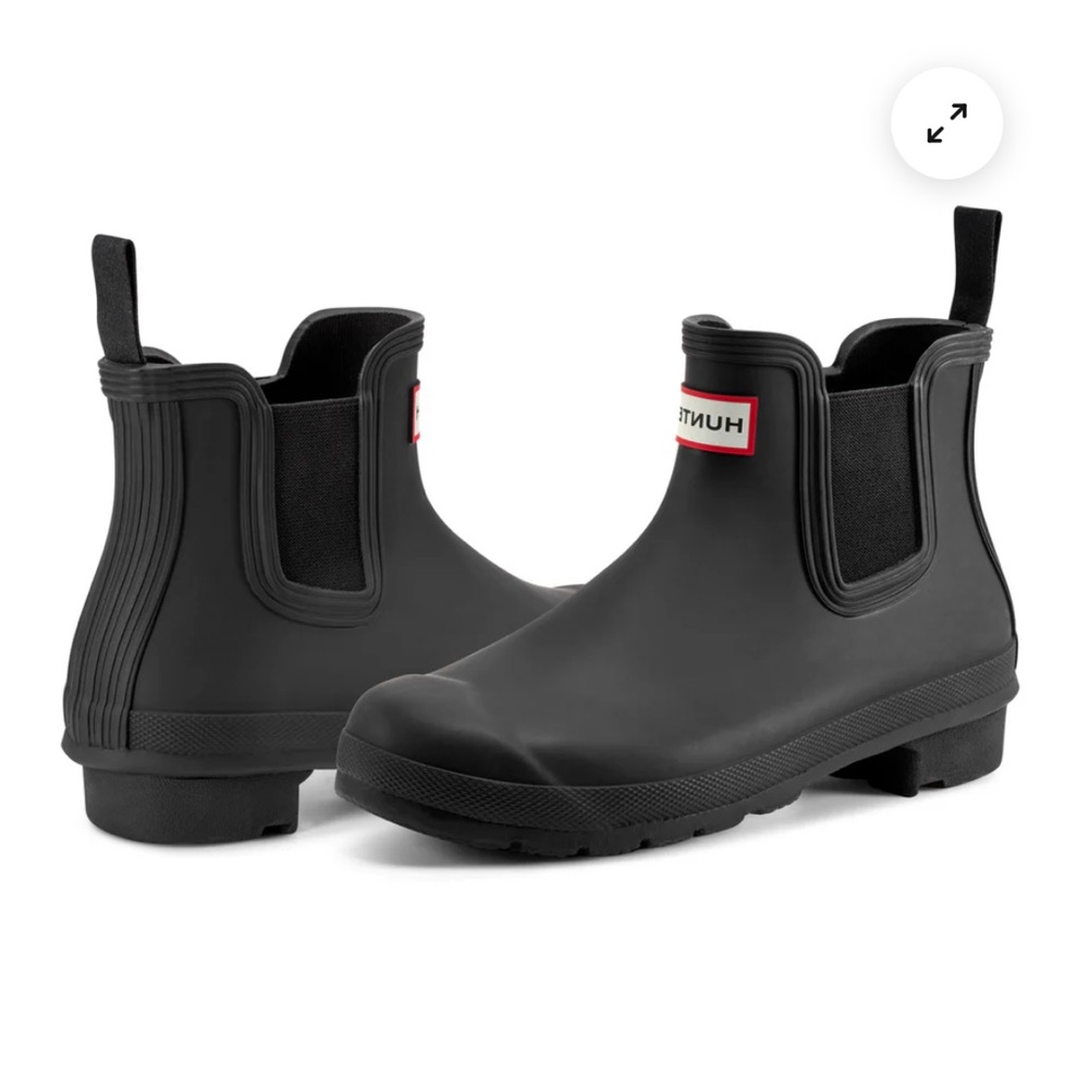Hunter Women’s Short Chelsea Rain Boot